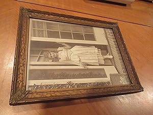 Original Photograph Of Mary Pickford Circa 1918, In Fine Period Frame, Signed By Pickford