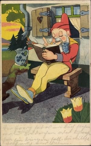 Ansichtskarte / Postkarte Zwerg mit Pfeife und Buch vor einem Haus