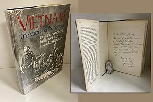VIETNAM: THE VALOR AND THE SORROW: FROM THE HOME FRONT TO THE FRONT LINES IN WORDS AND PICTURES -...