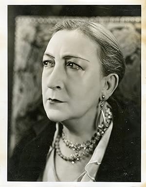 "Marguerite MORENO" vedette du film "LE CORDON BLEU" / Réalisé par Karl ANTON en 1931 d'après la ...