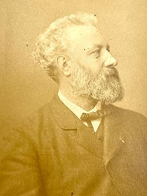 [PHOTOGRAPHIE] Portrait photographique de Jules Verne
