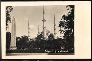 Fotografie unbekannter Fotograf, Ansicht Istanbul / Konstantinopel, Sultan-Ahmed-Moschee und Obelisk