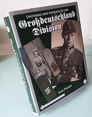 Uniforms & Insignia of the Grossdeutschland Division: Volume 1
