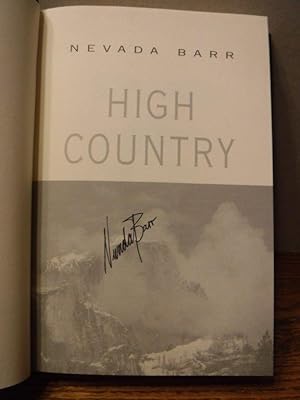 High Country (Anna Pigeon Mysteries)