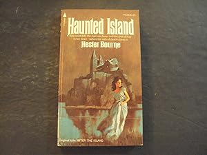 Haunted Island pb Hester Bourne 1st ed 2nd Print 5/76 Pyramid Books