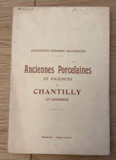 Catalogue des anciennes porcelaines tendres de Chantilly