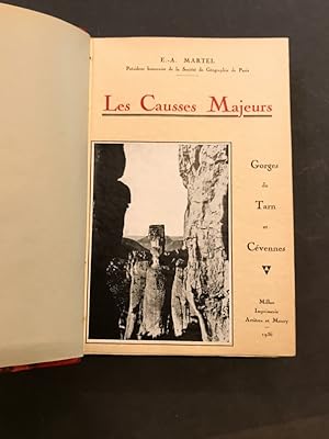 Les Causses Majeurs (Lozère, Aveyron, Gard, Hérault). Gorges du Tarn et Cévennes, Canyons et Ruin...