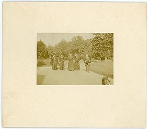 France, Nancy, Religieux au Parc, vers 1890