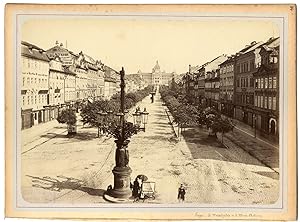Tchèque, Prague, Le Wenzelsplatz et le Musée Bohemien