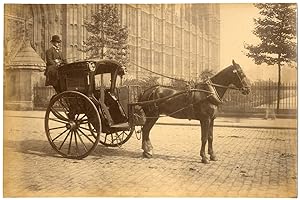 England, a London horse-drawn carriage