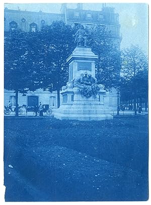 Paris, statue Alexandre Dumas