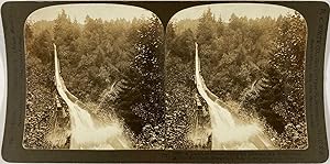 White, Stéréo, USA, Oregon, a lumber flume from mill to railroad
