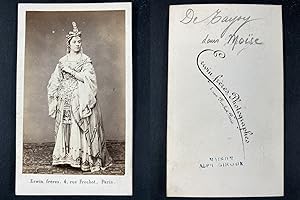 Erwin, Paris, Mademoiselle de Taisy, Opéra
