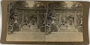 Young, Stéréo, Japan, Nara, entrance to Shintoo temple grounds