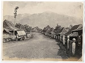 Woodbury and Page, Batavia, Java, Suasana Kampung Cimacan, di jalan antara Cianjur - Sindanglaya