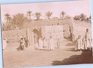 Maghreb, enfants près d'un mur, Vintage citrate print, ca.1910