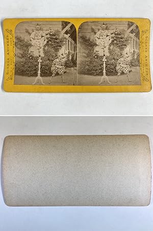 Acrobate en costume tenant son équilibre, Vintage albumen print, ca.1870, Stéréo
