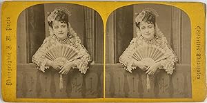 Comédienne Blanche G. avec un éventail, Vintage print, ca.1880, Stéréo