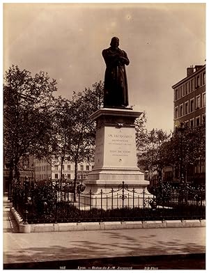 France, Lyon, statue de J. -M. Jacquard