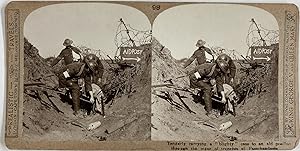 Guerre 1914/18, Passchendaele (Belgique), Transport d'un blessé dans la tranchée, Vintage print, ...