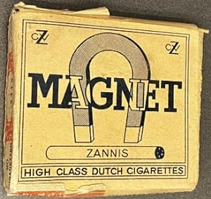 Magneet. Zannis High Class Dutch Cigarettes. (Pakje sigaretten - met inhoud.)