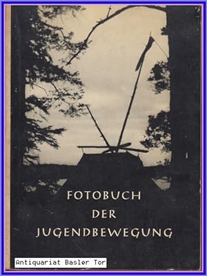 Fotobuch der Jugendbewegung. Band 1: Jungenbilder aus den Nachkriegsbünden.