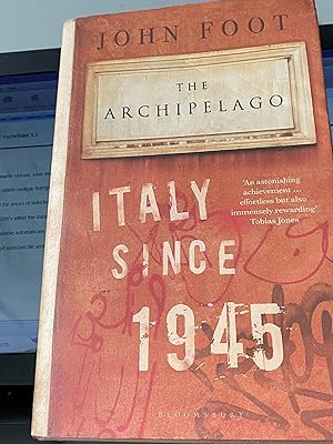 The Archipelago: Italy Since 1945