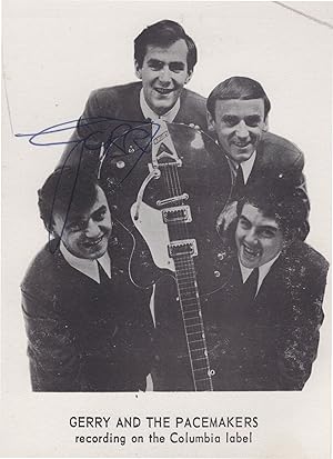 Gerry & The Pacemakers Vintage 1960s Hand Signed Fan Club Card