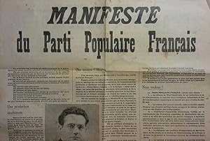Manifeste du Parti Populaire Français. Texte du manifeste au recto, avec une photo de Jacques Dor...
