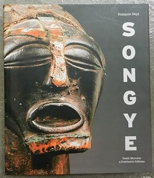 La redoutable statuaire Songye d'Afrique centrale.