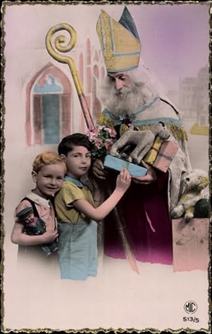 Ansichtskarte / Postkarte Glückwunsch Weihnachten, Heiliger Nikolaus und Kinder mit Geschenken, P...