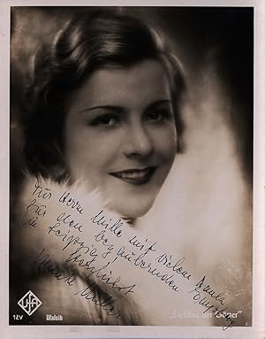 "Lieblinge der Götter". [1930]. [Signierte Original-Porträtfotografie / signed original photograph].