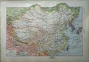Carte en couleurs de la Chine. Carte extraite du Larousse universel en 2 volumes.