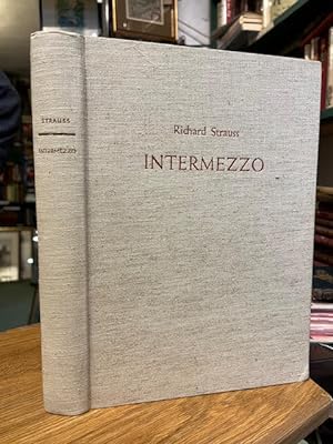 Intermezzo: Eine burgerliche Komodie mit sinfonischen Zwischenspielen in zwei Aufzugen (Opus 72)