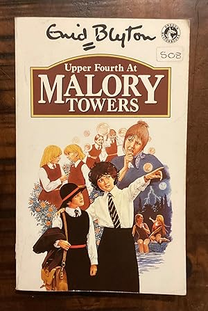 Upper Fourth at Malory Towers (Dragon Books)