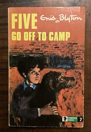 Five Go Off to Camp (Knight Books)
