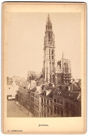 Fotografie unbekannter Fotograf, Ansicht Antwerpen - Anvers, Geschäftshaus vor der Kathedrale