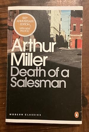 Death of a Salesman: Certain Private Conversations in Two Acts and a Requiem (Penguin Modern Clas...