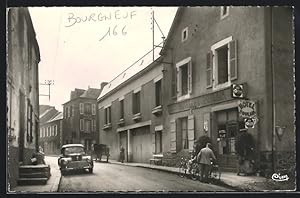 Carte postale Le Bourgneuf-la-Forêt, Rue Principale, Hôtel Poulain