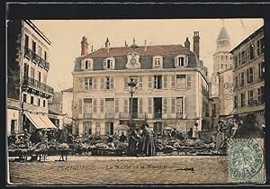 Carte postale Périgueux, La Mairie et le Marché