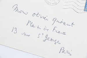 Enveloppe portant l'adresse manuscrite de l'écrivain et journaliste Olivier Quéant rédigée par Je...