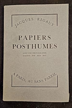 Papiers Posthumes avec une photographie inédite par Man Ray