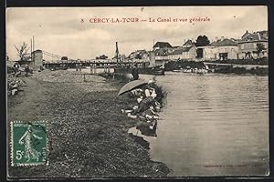 Carte postale Cercy-la-Tour, Le Canal et vue gènèrale