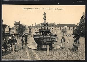 Carte postale Guingamp, Place du Centre, La Fontaine