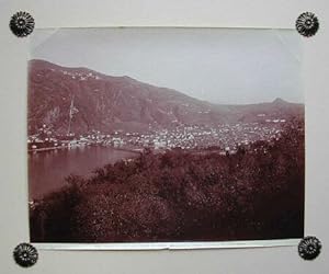 (Lombardia - Lago di Como) Borgorico. Veduta di Como e del primo bacino. Fotografia originale Ali...