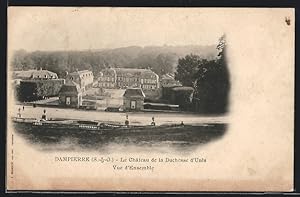 Carte postale Dampierre, Le Château de la Duchesse d`Uzès, Vue d`Ensemble