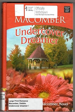 Undercover Dreamer: A Vintage Debbie Macomber Novel (Large Print)