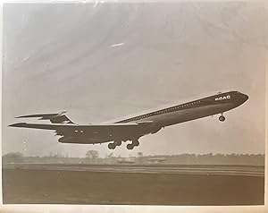C1960s Glossy Black and White Press Photo of a British Overseas Air Corporation [BOAC] Boeing 707