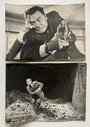 2 Photos originales CONTRE-ESPIONNAGE Man on a string ERNEST BORGNINE 13x18cm
