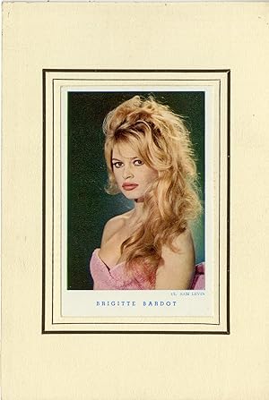 "Brigitte BARDOT" Carte-photo originale encadrée sur carton fin 50 / Photo Sam LÉVIN